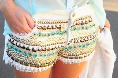 customizado com pedrinhas