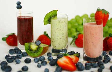 sucos com frutas